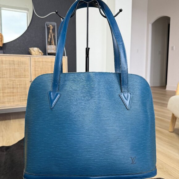 Blue Louis Vuitton Epi Lussac Tote - Picture 1 of 9